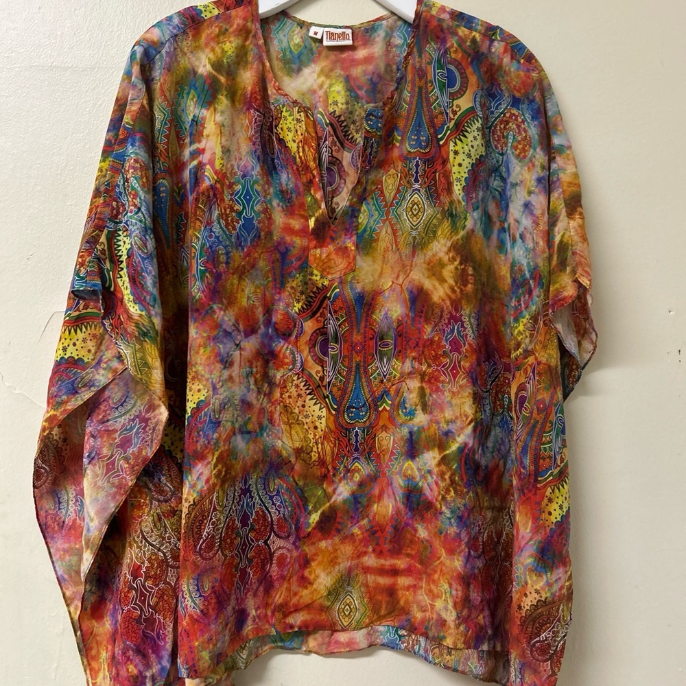 Women’s Tianello Multicolor Paisley kaftan Top 100% silk size medium‎